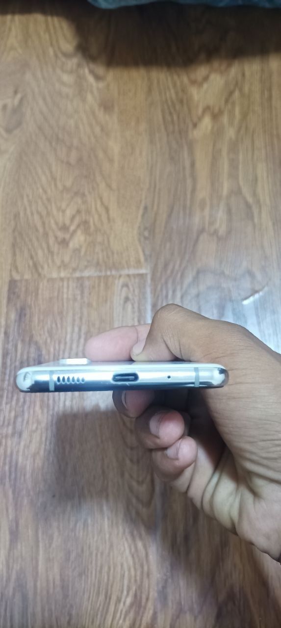 Samsung s20+ 12/256