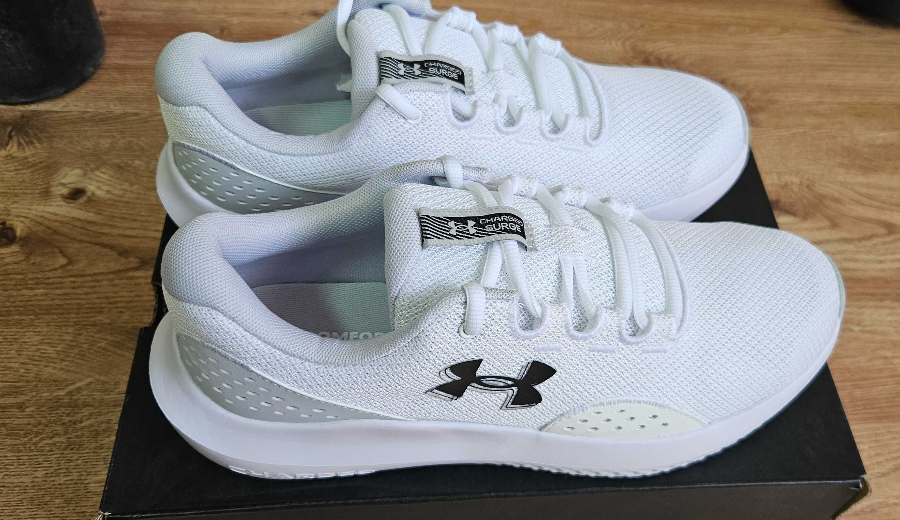Under Armour UA Charged Surge 4
