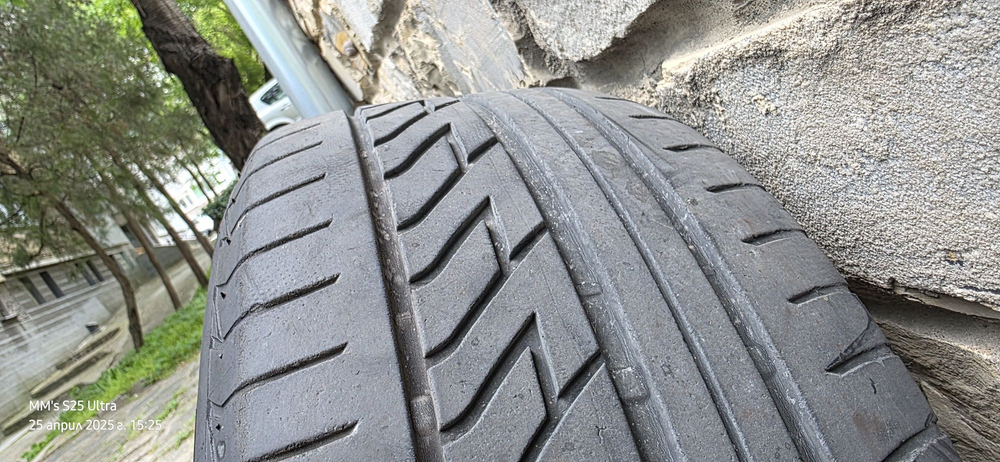 Продавам летни гуми Lassa Phenoma 225 55  16