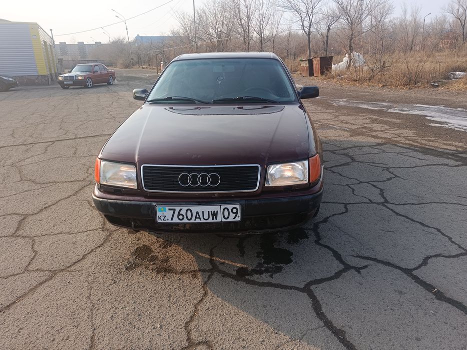 Продам ауди 100 на ходу активном