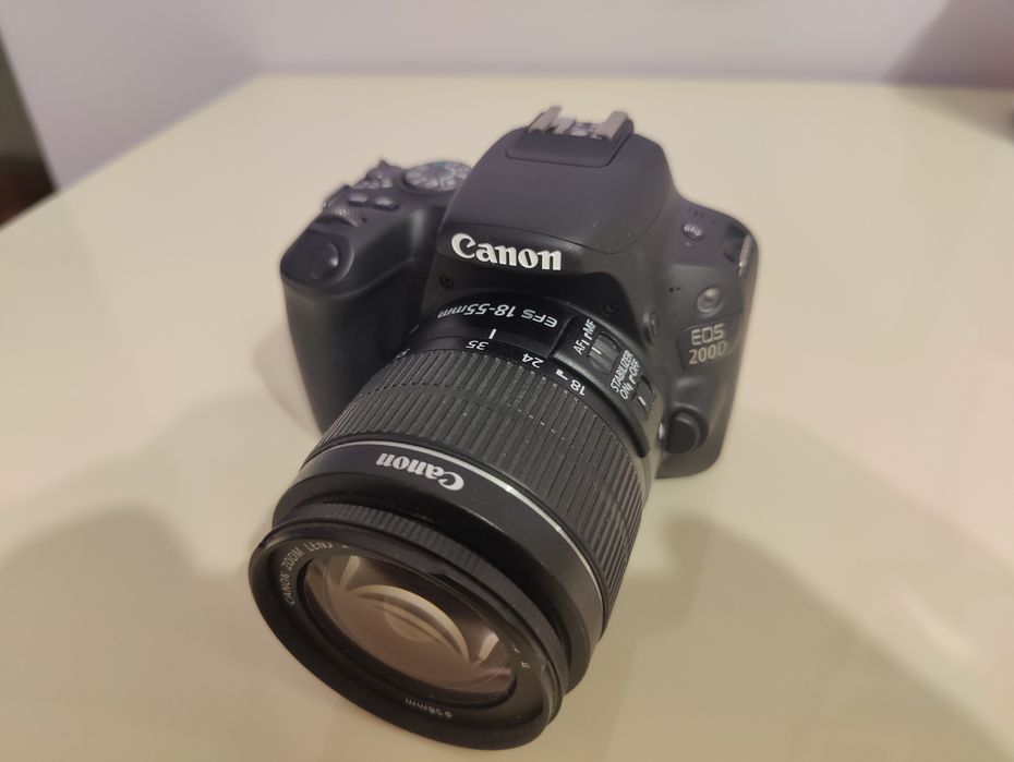 Canon EOS 200D-Aparat foto DSLR