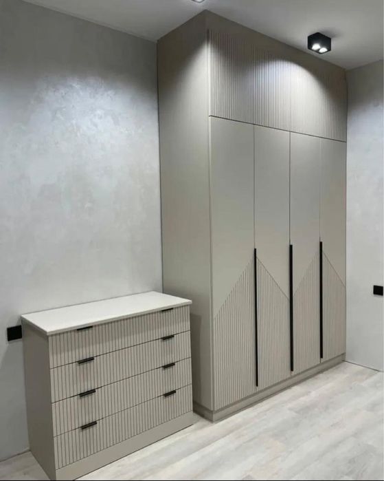 Кухня . Шкафы, корпусная мебель