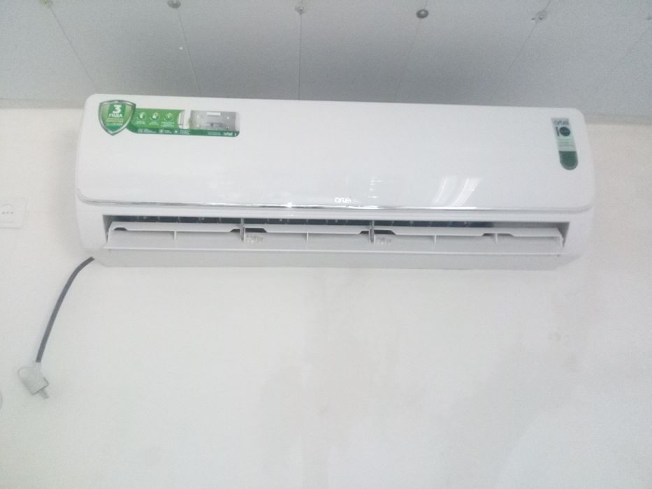 Кондиционер. В хорошем состоянии отлично работает