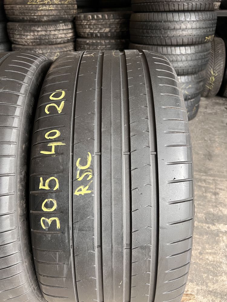 2 anvelope vara 305/40/20 , Pirelli , RunFlat !