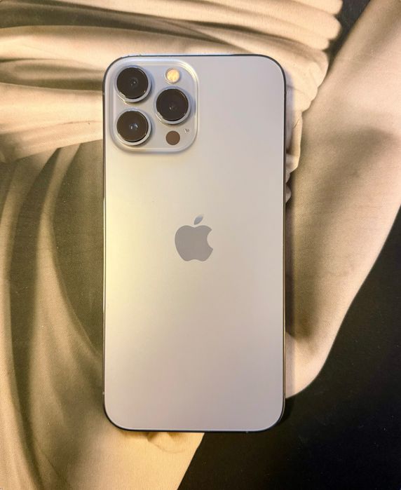 Apple iPhone 13 Pro Max (256GB) – Sierra Blue