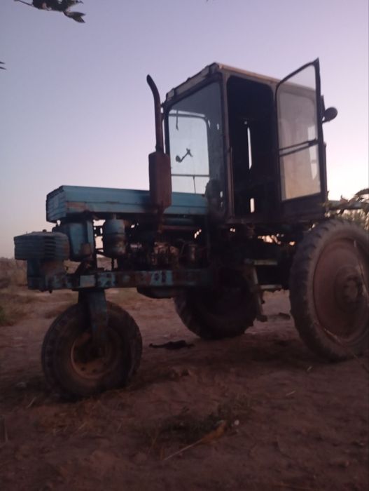 Traxtir T28 sotiladi narxi 18 mln yurib duribdi