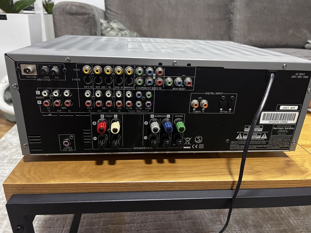 Amplificator statie 5.1 Harman Kardon AVR 130 cu tuner integrat