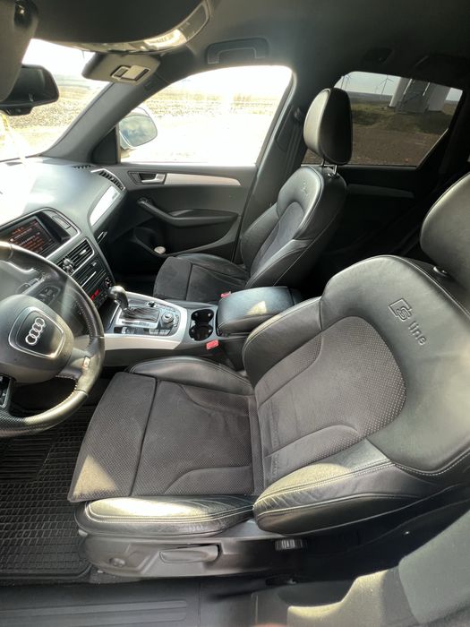Audi Q5 S-line 2.0 TDI