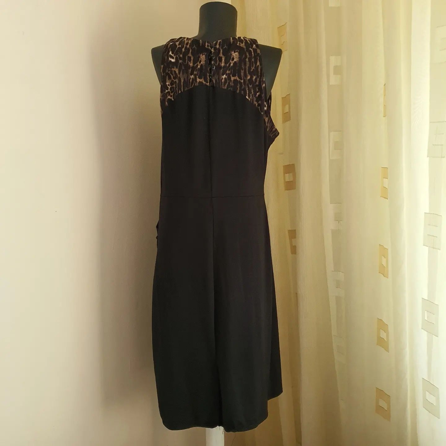 Rochie neagra mulata asimetrica Tina R ( stil Zara)