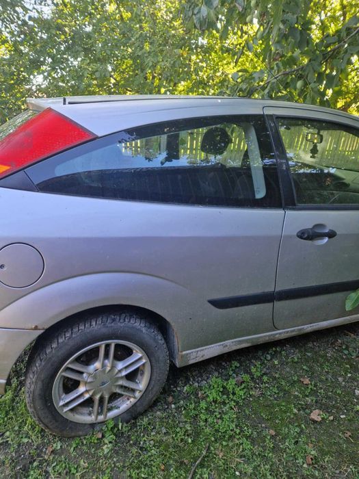 Vand autoturism  FORD FOCUS 2004 1.6  pentru voucher Rabla.