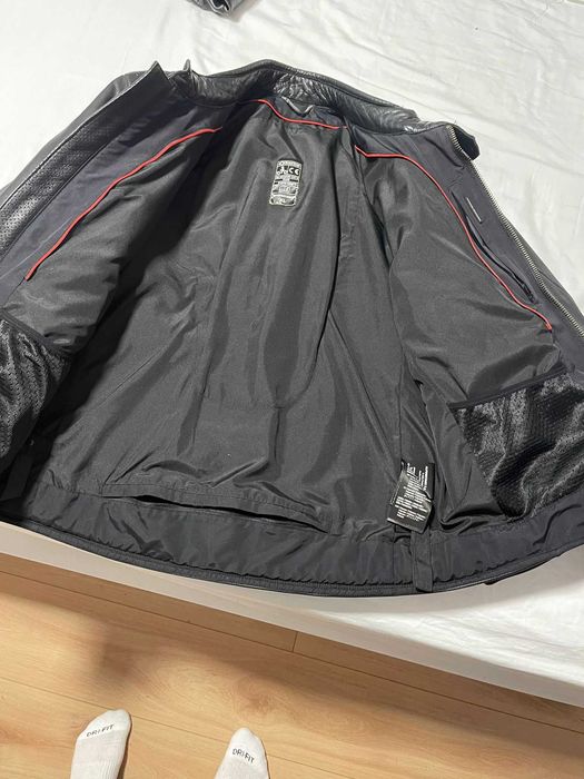 Geaca/vesta moto de piele de vanzare