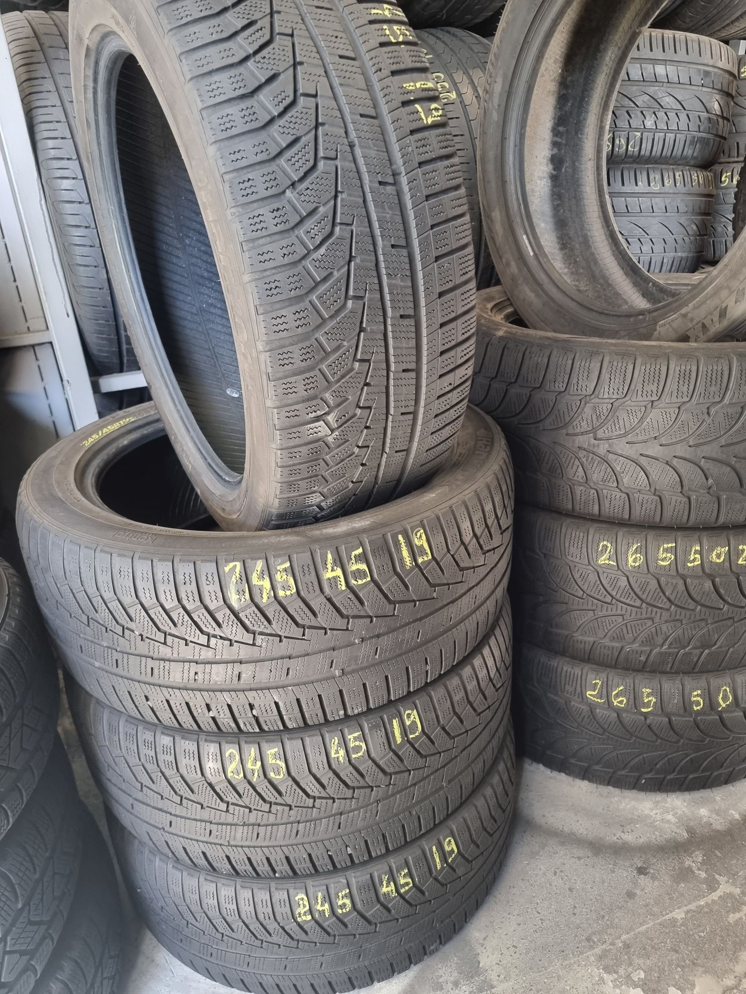 245 45 19 Hankook de iarna dot 28/16 adâncime profil 6,5mm.