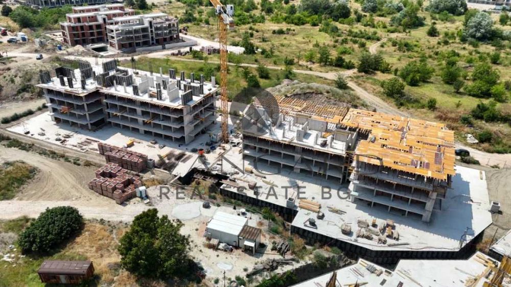 оф.23691 ТОП ЛОКАЦИЯ! Тристаен луксозна сграда/ Смирненски