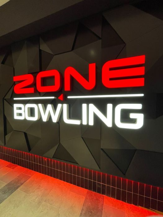 Вывеска, интерьерная реклама