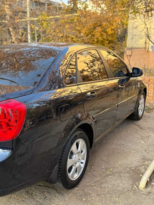 Gentra — полная комплектация 2023 г 17 800 км Хозяин — один.