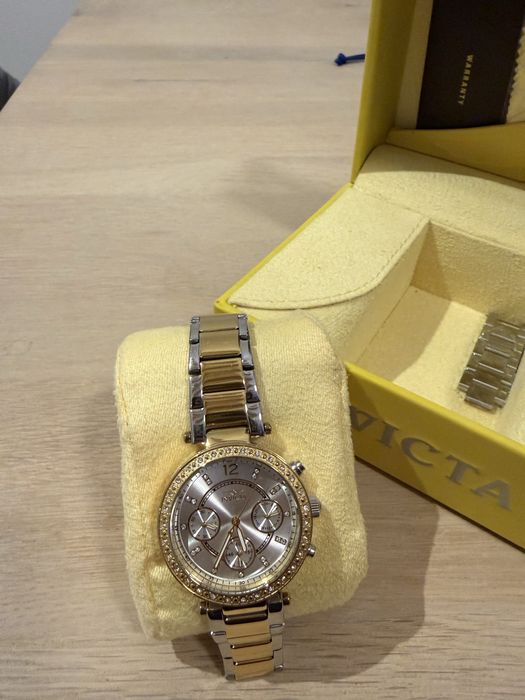 Ceasuri Invicta si Fossil