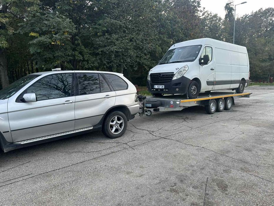 Пътна помощ за автомобили багери Джипове бусове и мотокари