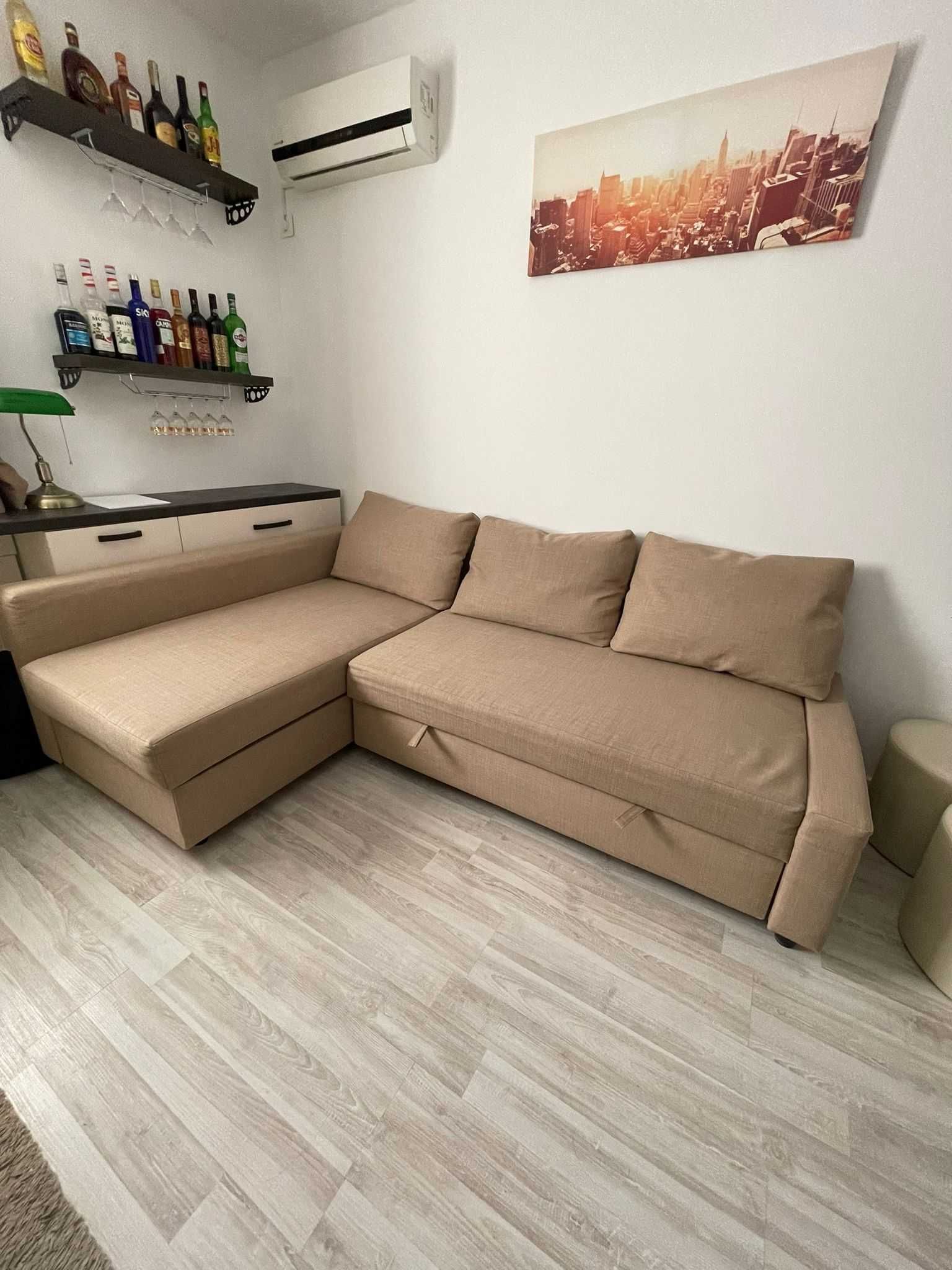 Canapea colt IKEA