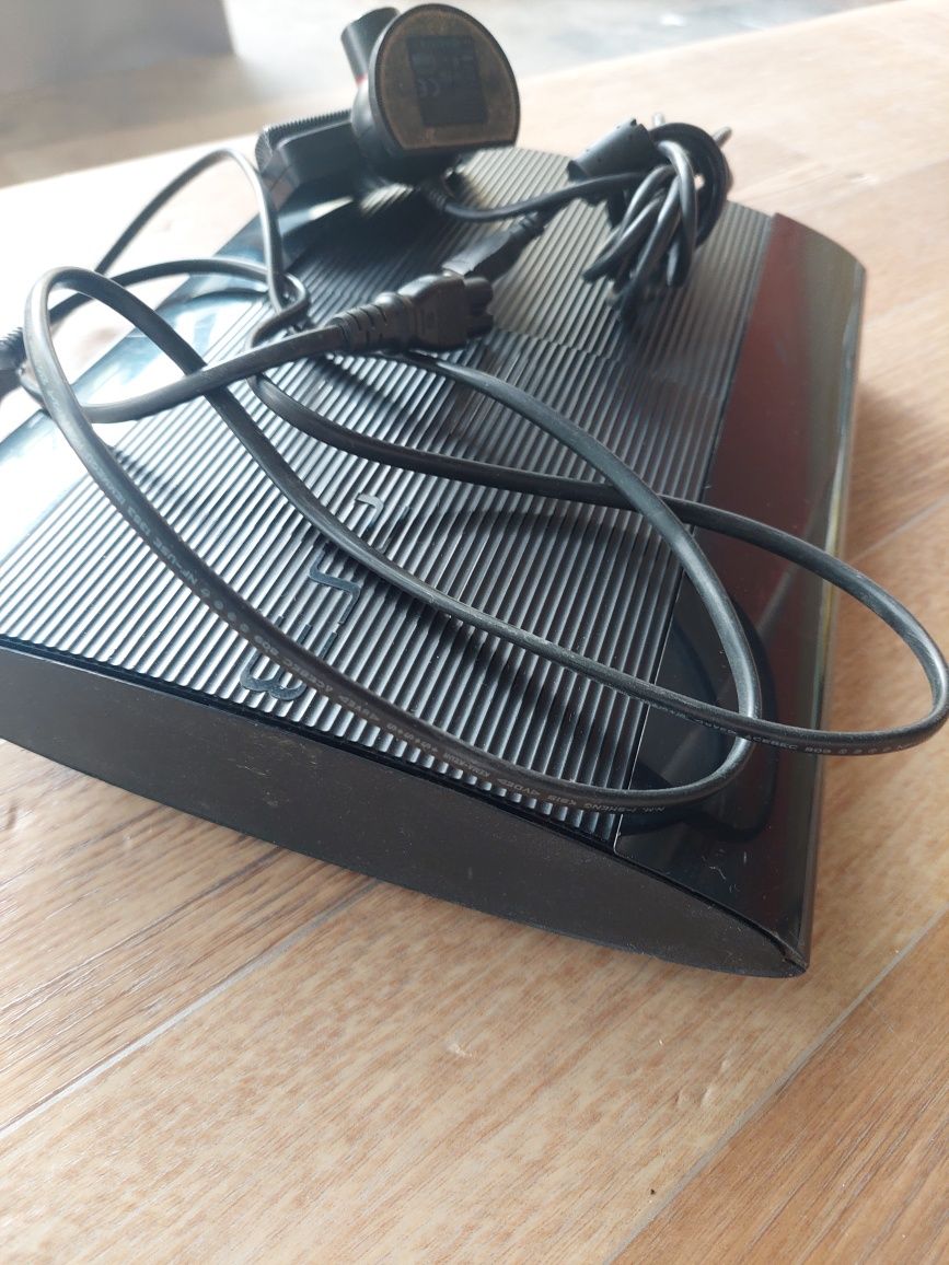 Playstation 3 super slim  500gb