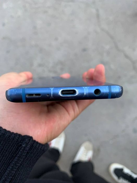 С9+ сломан экран но остальное в идеальное состояние на запчасти торг