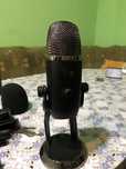 Микрофон Blue Yeti