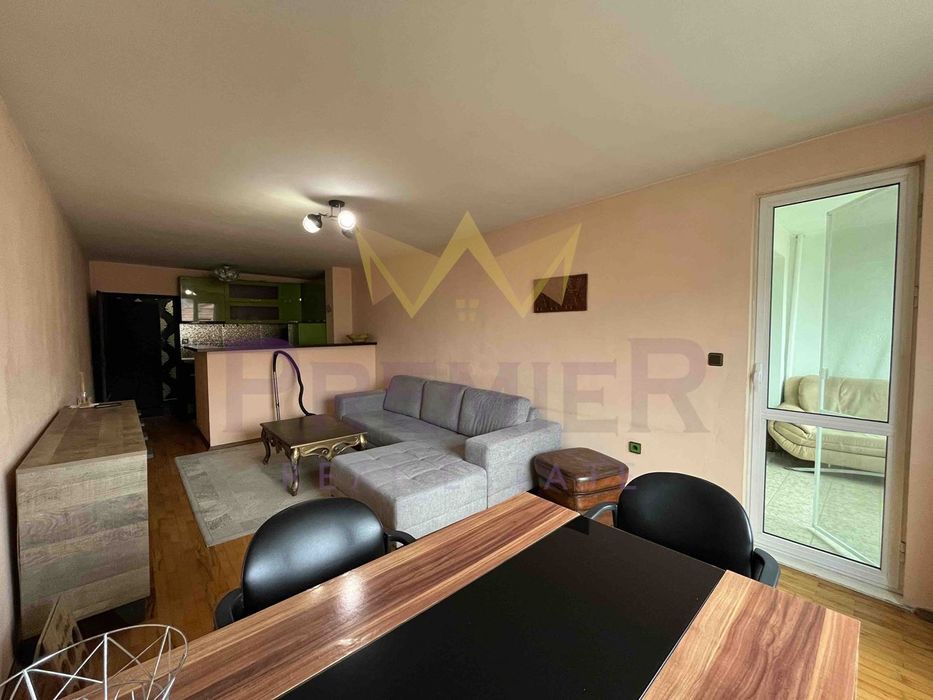 Дава се под наем Двустаен апартамент в Варна, Колхозен пазар - 60 кв.м за 433.5 € - Снимка #2