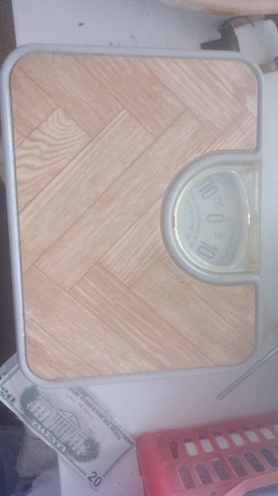 Срочно продам весы