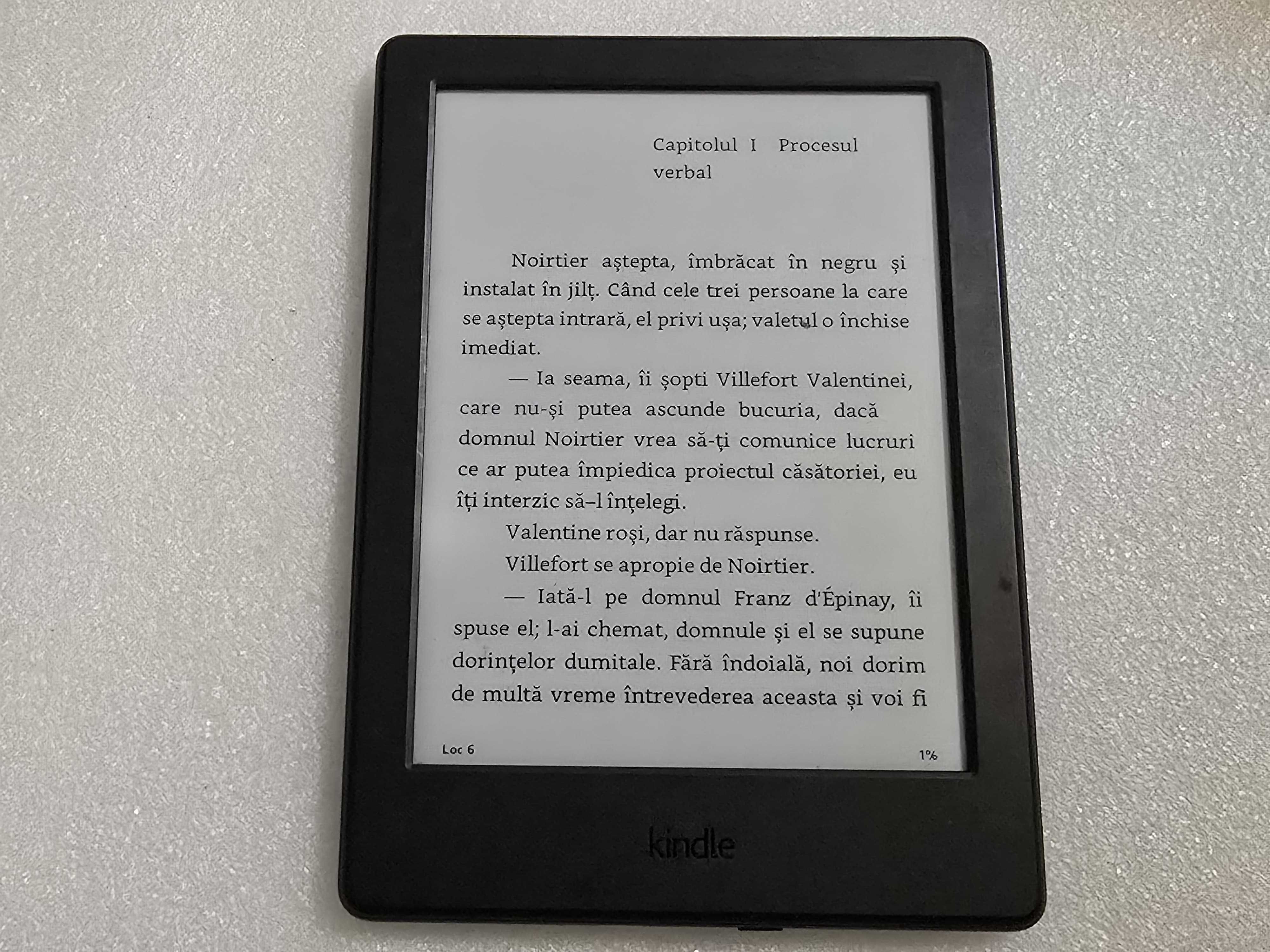 eReader Amazon Kindle Touch Screen (8th Generation) 4GB - poze reale