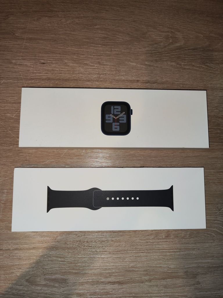 Apple Watch SE (Gen 2) Cellular 40mm Midnight