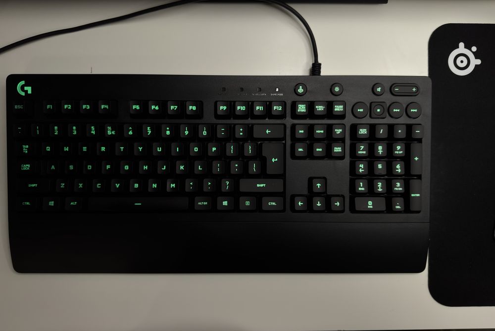 Tastatura Logitech G213 RGB