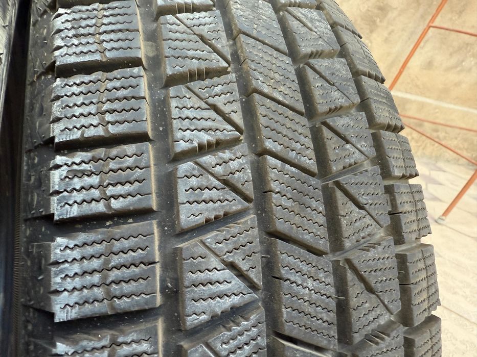 Продам зимние шины Powertrac
