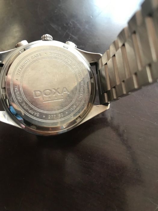 DOXA Титаниев корпус