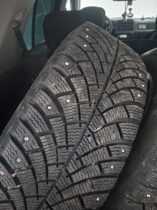 Продам Шины с дисками