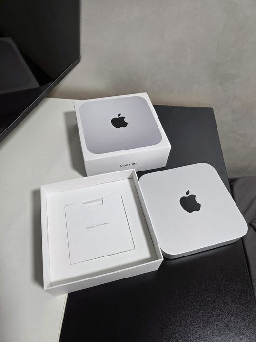 Apple Mac mini m2 8/256