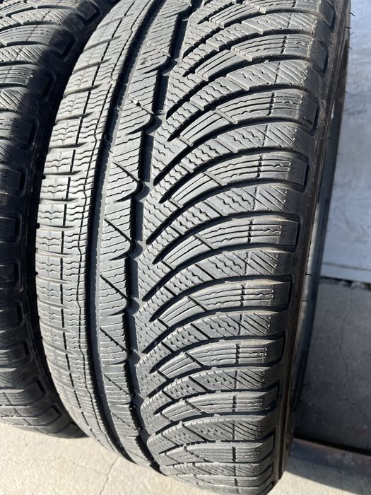 2 бр. зимни гуми 245/45/18 Michelin PA 6 mm DOT 3014