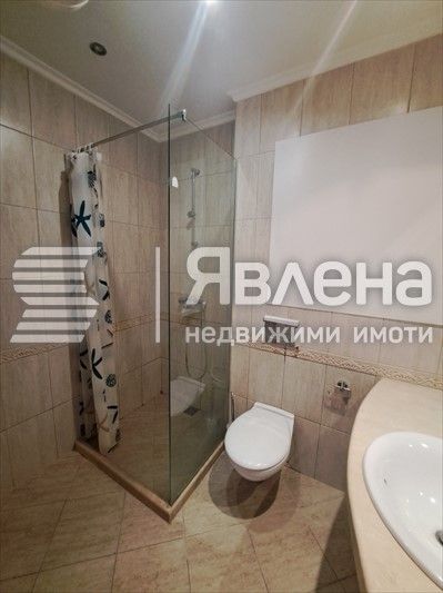 Дава се под наем Двустаен апартамент в Варна, Аспарухово - 70 кв.м за 600 € - Снимка #5