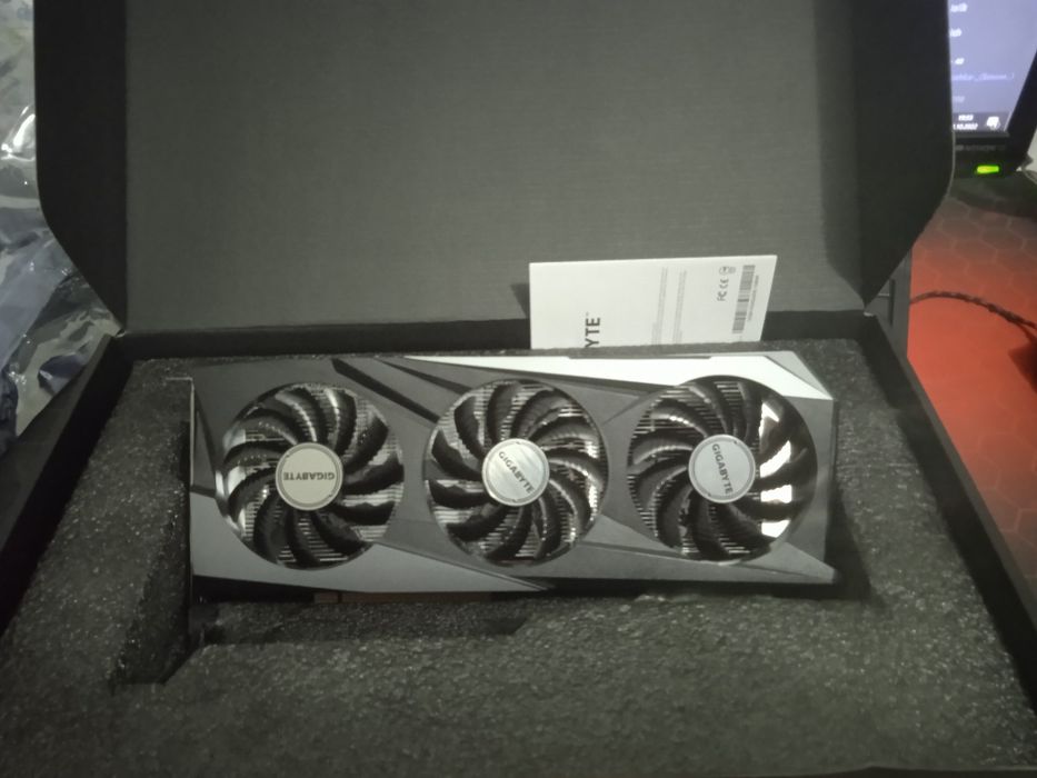 RX6600 XT видеокарта