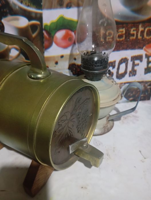 Antikvar shinni idish bn kerasin lampa