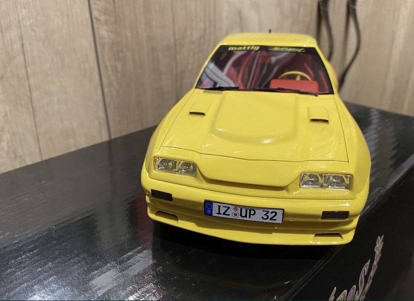 Bos Models OPEL MANTA B an 1991 macheta auto scara 1:18