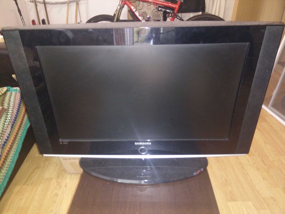 Televizor Samsung 66 cm pentru reparat sau piese