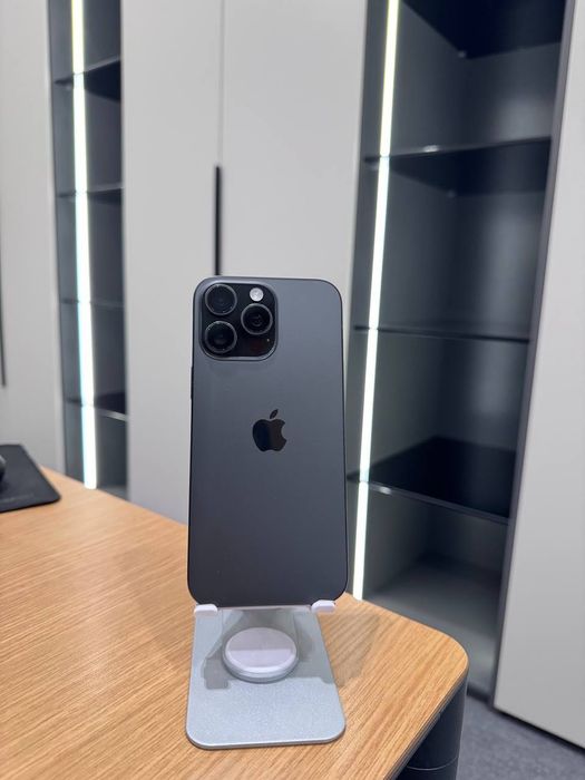 I phone 16 pro max 256 black