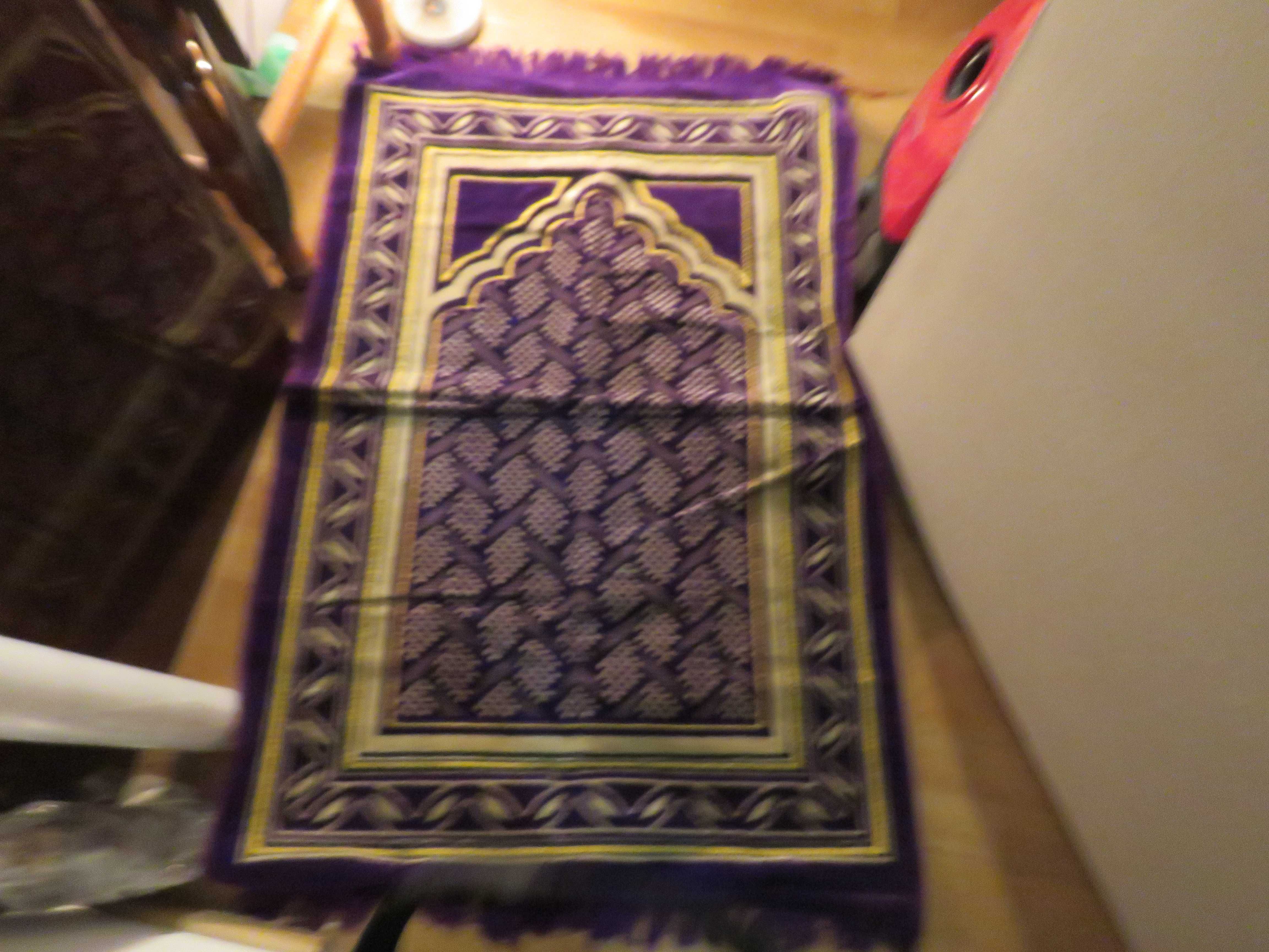 турски молитвени килимчета за Намаз - цена 95 лв за брой.
