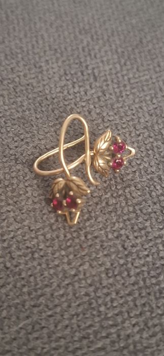 Серьги золотые Вишинки