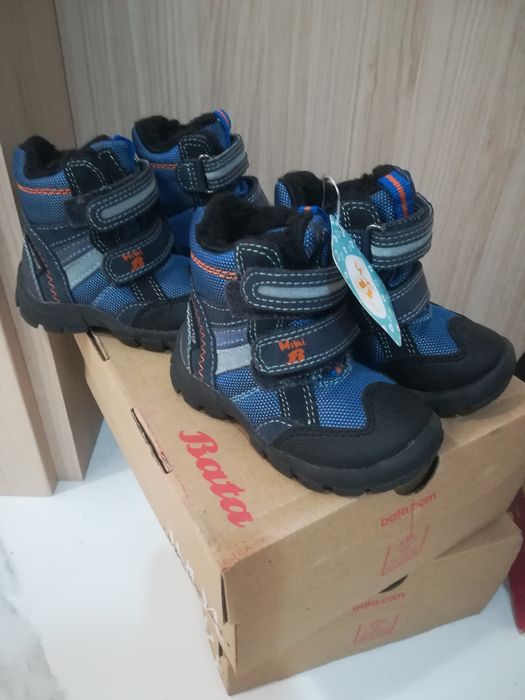 Нови боти ботуши номер 20 за момче