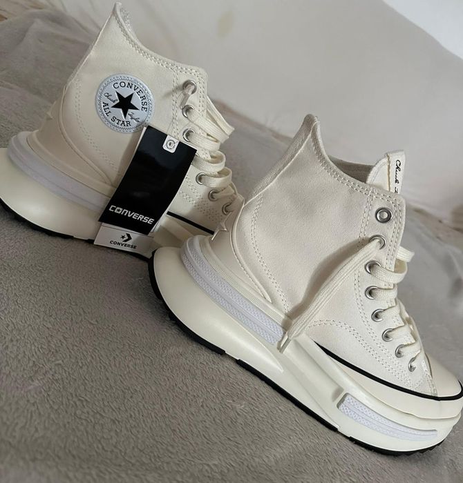 Converse  nr 40 noi
