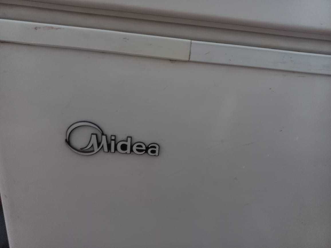 Продаётся морозильная камера Midea