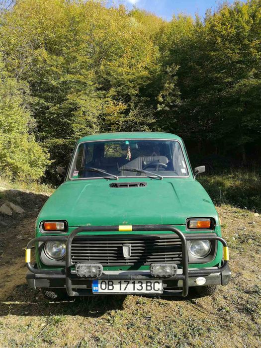 Продавам лада нива 1600