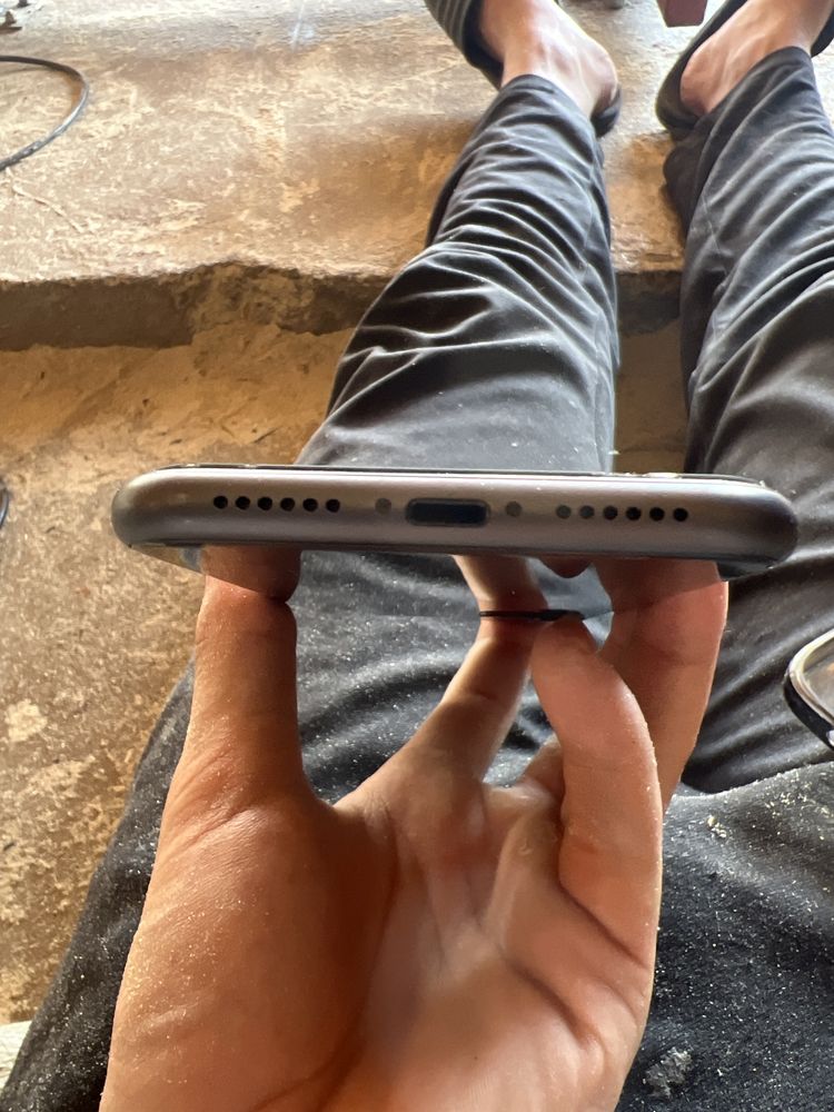 Iphone 11 128/82