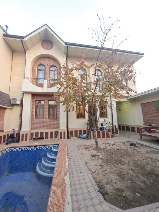 Хувайдо Зафаробод махаллада 3,1 сотих 2 кават 3 уровенли учаска