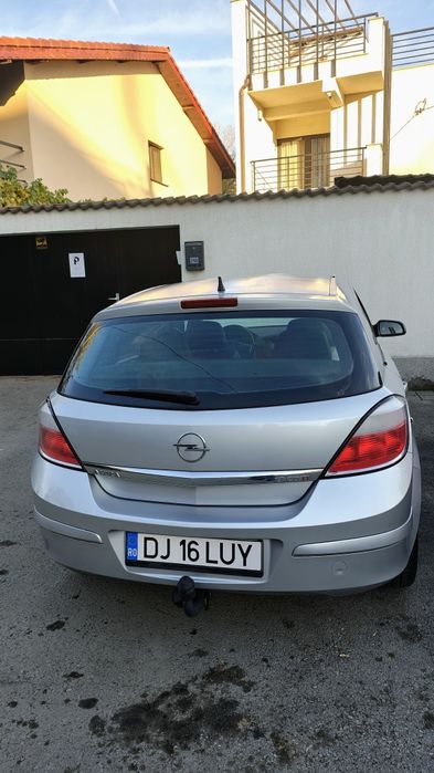 Opel Astra H 1.7 cdti Hatchback
